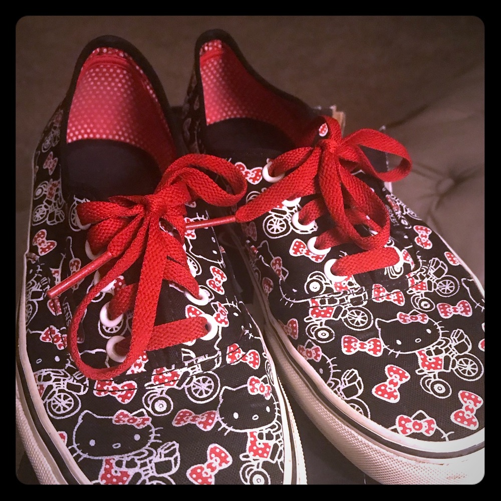 Hello Kitty Vans